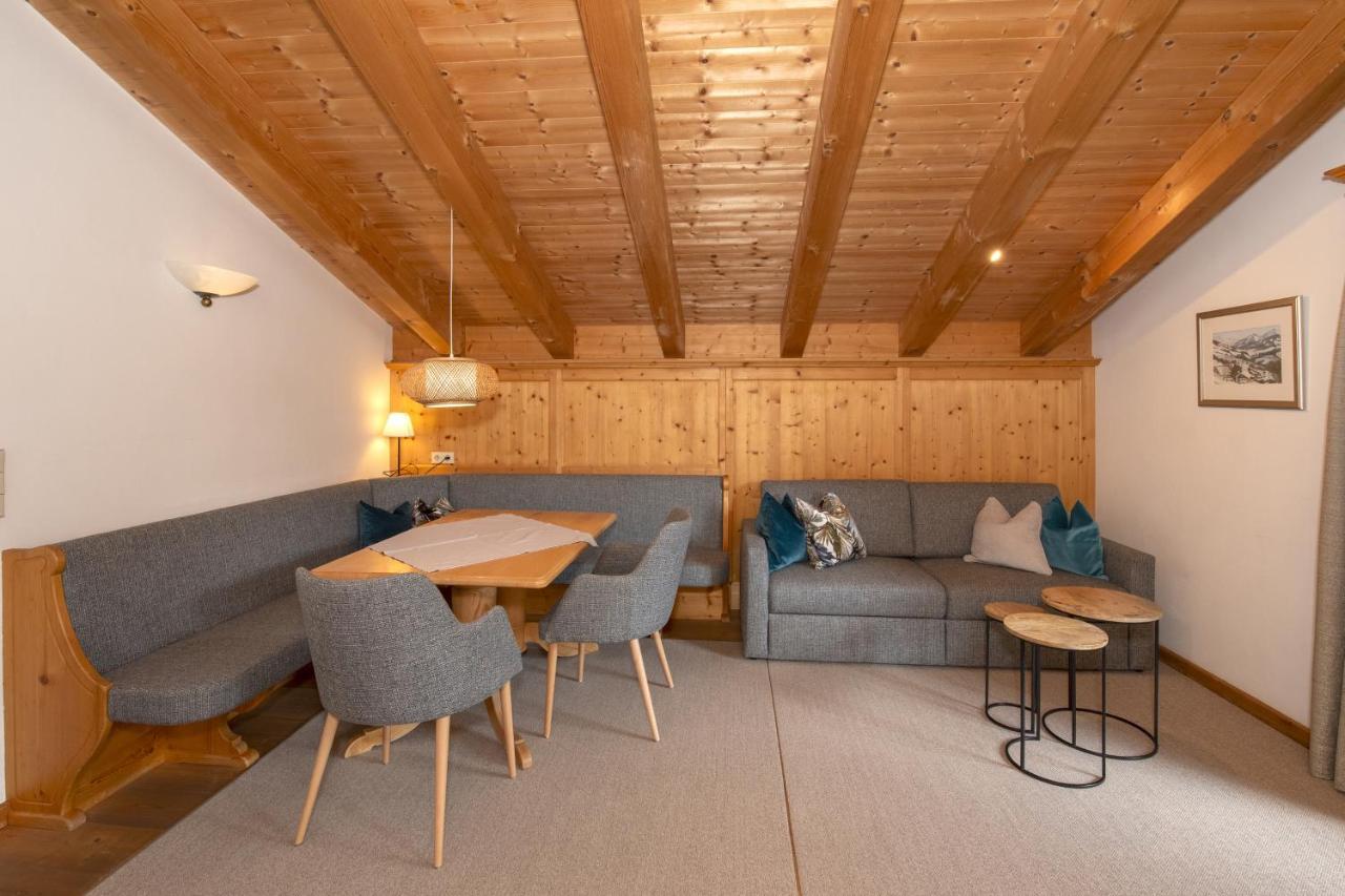 Gaestehaus Larch アルプバッハ エクステリア 写真