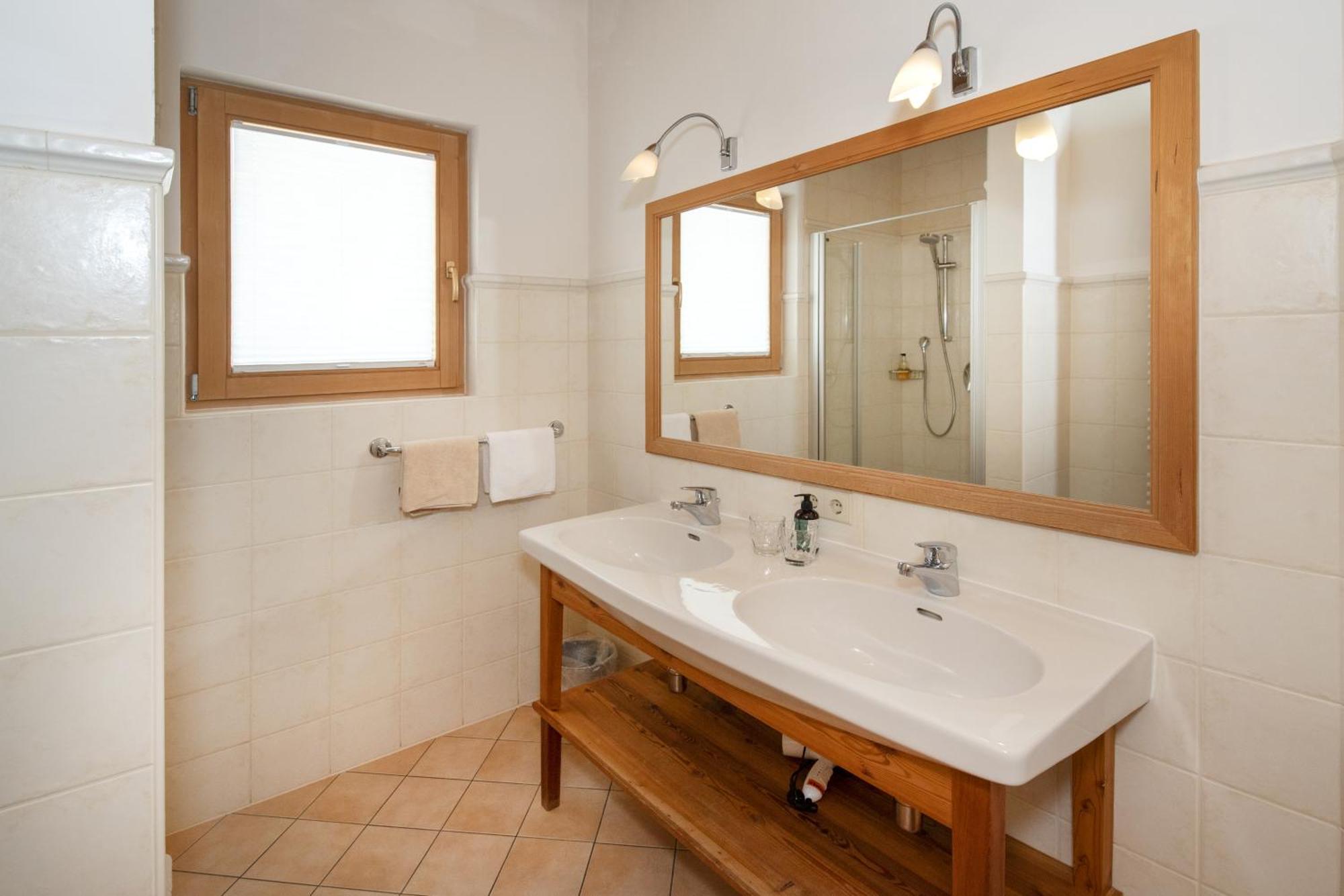 Gaestehaus Larch アルプバッハ エクステリア 写真
