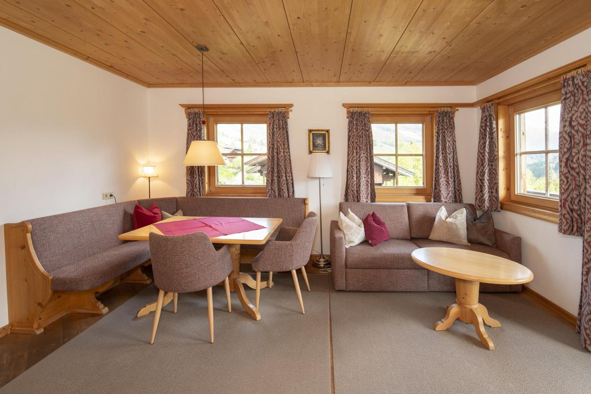 Gaestehaus Larch アルプバッハ エクステリア 写真