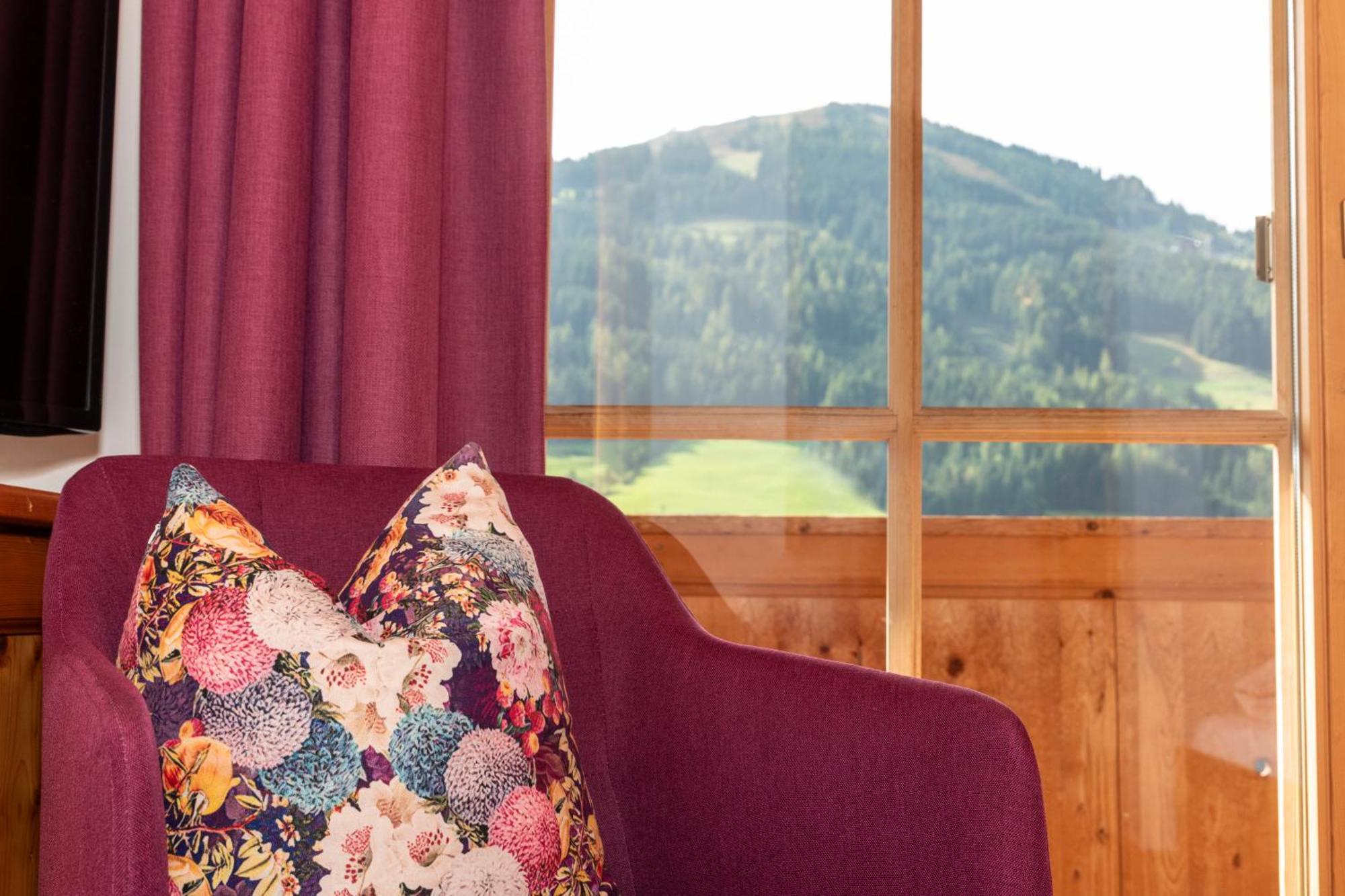 Gaestehaus Larch アルプバッハ エクステリア 写真