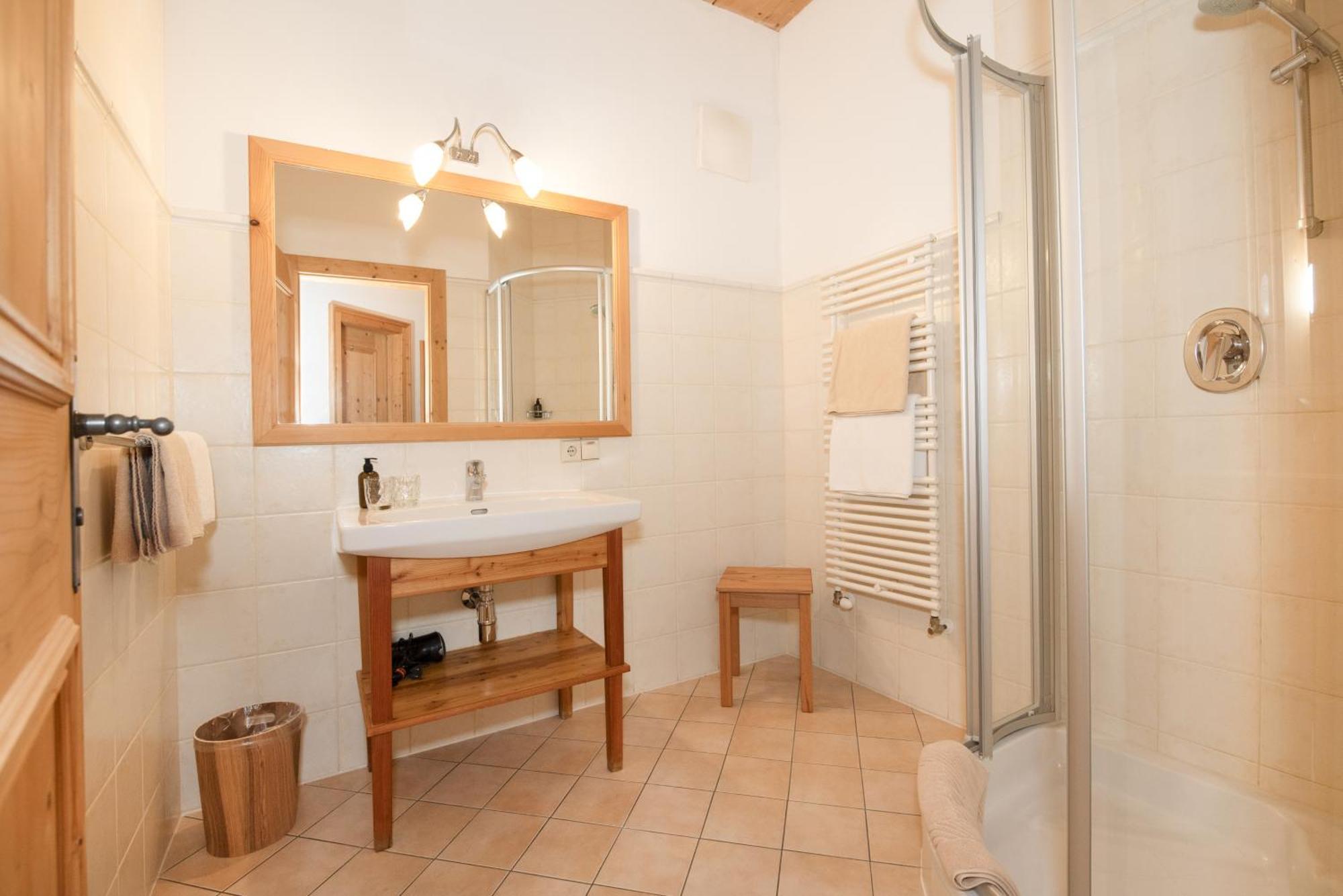 Gaestehaus Larch アルプバッハ エクステリア 写真