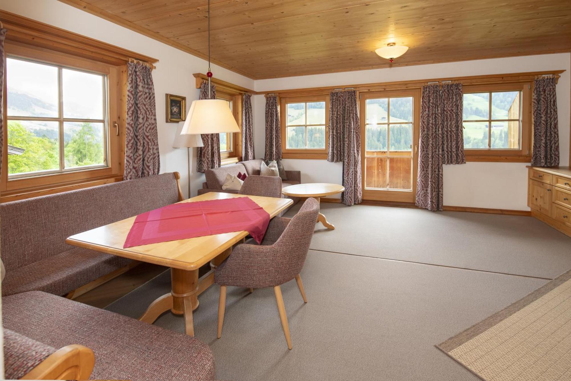 Gaestehaus Larch アルプバッハ エクステリア 写真