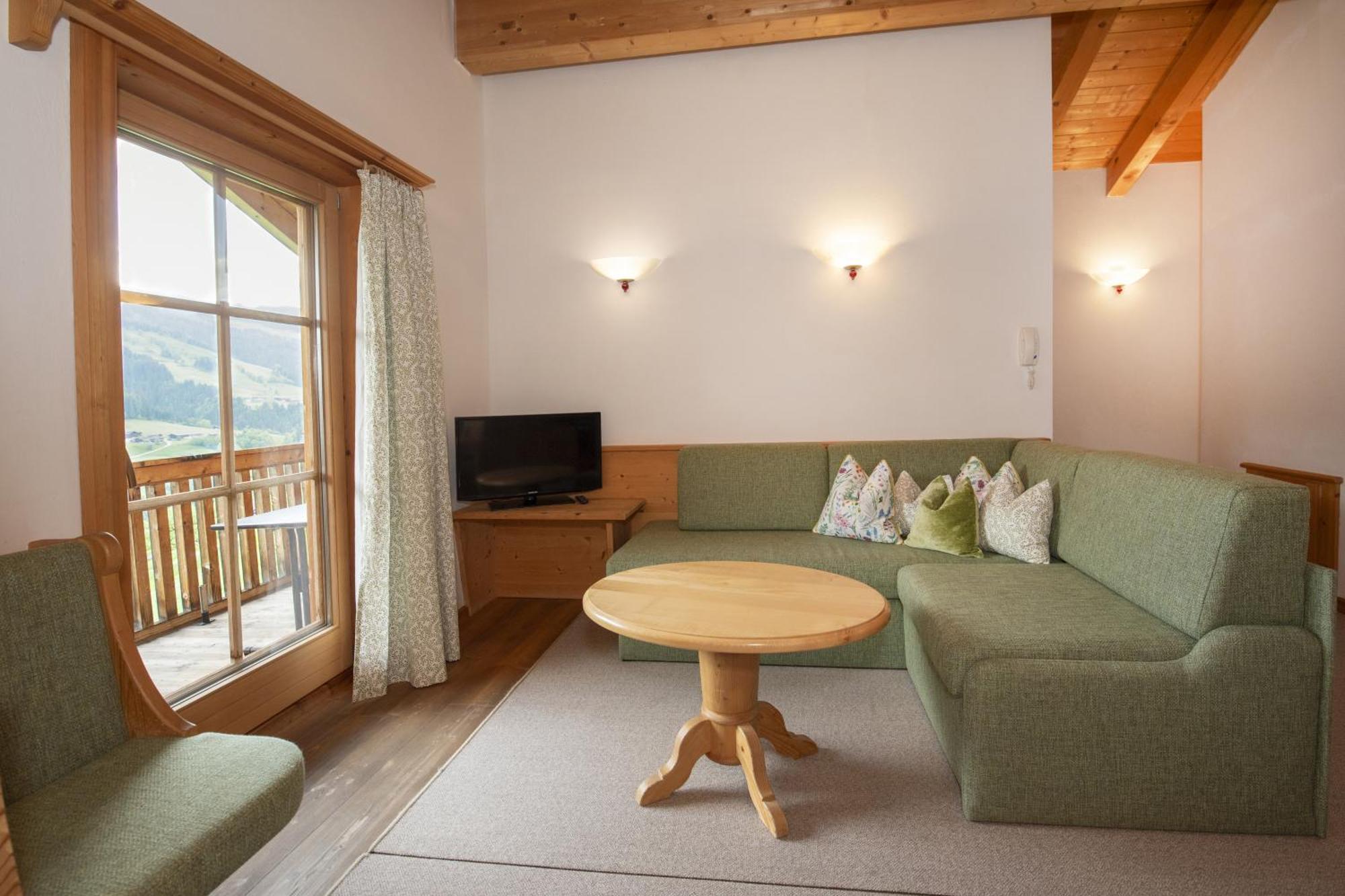 Gaestehaus Larch アルプバッハ エクステリア 写真